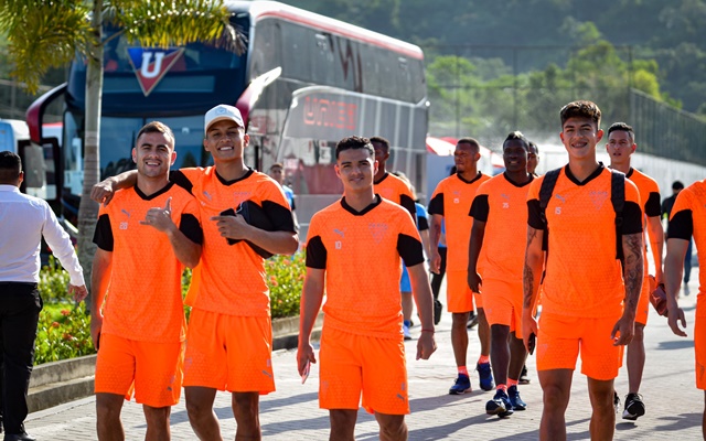 ldu-manda-recado-ao-flamengo-apos-usar-ct-antes-de-enfrentar-o-fluminense-pela-recopa-–-coluna-do-fla