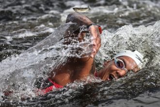 ana-marcela-cunha-brilha-no-fim-e-vence-o-rainha-do-mar-–-olimpiada-todo-dia