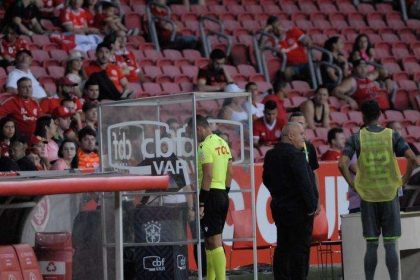 decisoes-do-var-serao-anunciadas-ao-vivo-no-estadio-em-competicoes-da-conmebol;-entenda-–-correio-do-povo