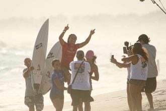 taina-hinckel-garante-2a-vaga-feminina-do-brasil-nas-olimpiadas;-medina-ainda-tem-chances-–-globo.com