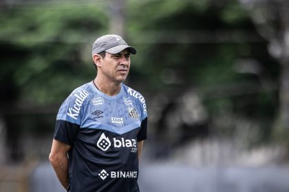 de-olho-na-lideranca-geral-do-paulistao,-carille-comanda-treino-com-forca-maxima-no-santos-–-diario-do-peixe