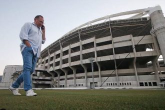 e-o-tecnico-novo?-botafogo-evita-pressa-na-busca-pelo-nome-certo-mesmo-com-libertadores-–-globo.com