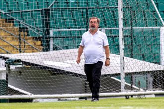 marco-aurelio-cunha-fala-sobre-saidas-do-elenco-do-figueirense:-“temos-que-qualificar-o-time”-–-globo.com