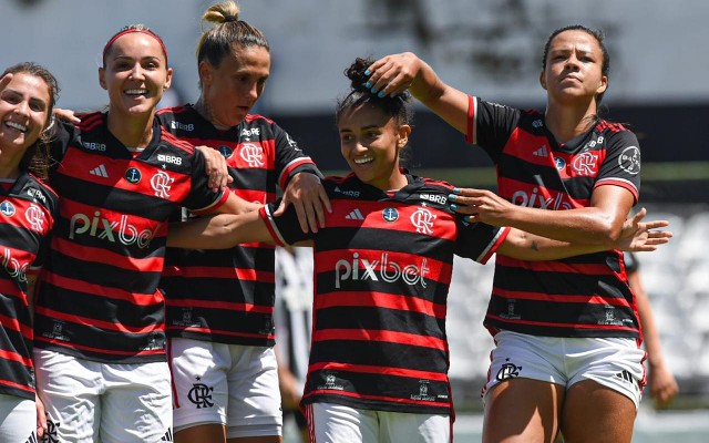 segue-o-lider!-flamengo-goleia-botafogo-e-assume-primeira-colocacao-da-copa-rio-feminina-–-coluna-do-fla