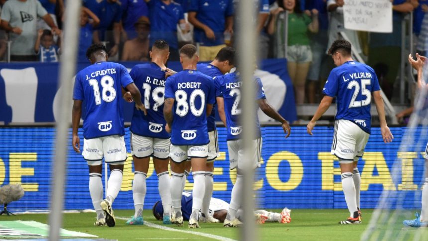 cruzeiro-2-x-0-uberlandia:-veja-gols-e-melhores-momentos-do-jogo-pelo-mineiro-–-no-ataque