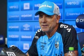 renato-gaucho-cita-boa-fase-de-thaciano-no-bahia-ao-rebater-criticos-do-gremio-–-futebol-bahiano