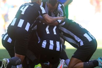 comentarista:-‘botafogo-tem-boa-chance-de-classificacao-na-libertadores-e-de-fazer-bonito-esse-ano.-e-–-fogaonet