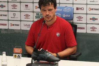 tecnico-do-flu-liga-alerta-sobre-jejum-em-classicos:-‘nao-ganha-o-carioca’-–-uol-esporte