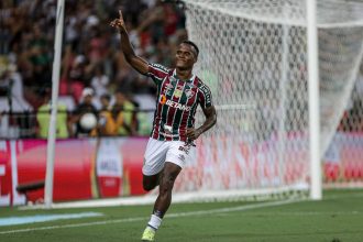 diniz-destaca-coragem-do-fluminense-na-conquista-da-recopa-–-uol