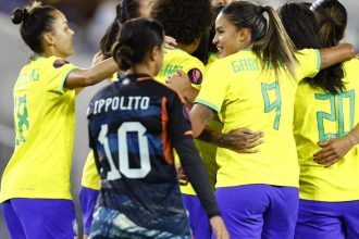 selecao-brasileira-feminina-goleia-a-argentina-e-avanca-a-semifinal-da-copa-ouro-–-gzh