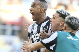 botafogo-goleia-o-fluminense-no-maracana-–-diario-carioca