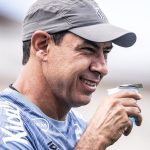 santos-negocia-contratacao-de-meio-campista-destaque-do-paulistao-–-sportbuzz