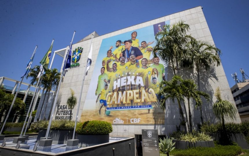 apos-o-hexa,-selecao-de-futebol-de-areia-recebe-homenagem-na-sede-da-cbf-–-o-dia