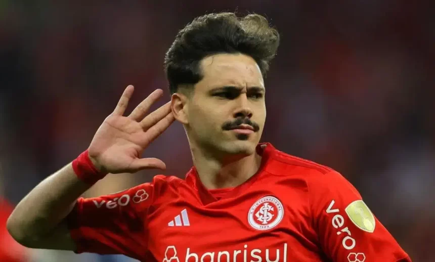 pode-entregar-a-camisa-10-e-faixa!-internacional-toma-decisao-sobre-futuro-de-mauricio-apos-proposta-de-r$-43-milhoes-–-portal-da-torcida