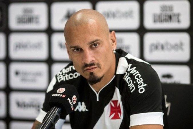 maicon-aceita-oferta-do-vitoria-e-deve-deixar-o-vasco-–-correio-braziliense