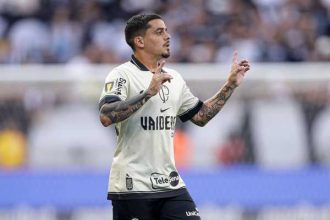 como-fagner-se-renovou-para-voltar-com-“sangue-no-olho”-e-virar-destaque-no-corinthians-em-2024-–-globo.com