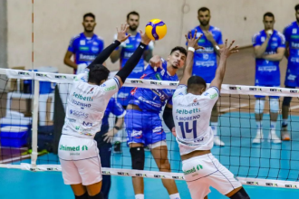 volei-renata-vence-jogao-para-entrar-no-g8-da-superliga-–-olimpiada-todo-dia