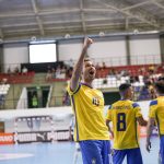 em-final-emocionante,-brasil-vence-a-argentina-e-conquista-a-copa-america-de-futsal-–-lance!-–-lance!