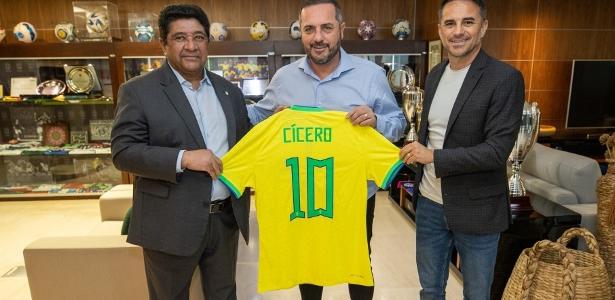 cbf-tira-cicero-souza-do-palmeiras-e-anuncia-gerente-na-selecao-–-uol-esporte