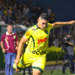 santos-acerta-a-contratacao-do-lateral-rodrigo-ferreira,-do-mirassol-–-uol-esporte