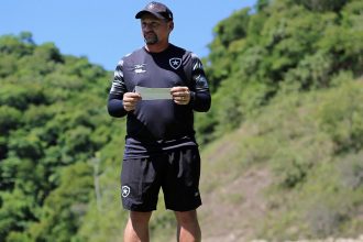 danilo-barbosa-ou-gregore?-botafogo-tem-duvida-na-escalacao-para-duelo-com-red-bull-bragantino-–-fogaonet