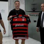 leo-ortiz-chega-ao-rio-para-jogar-pelo-flamengo-e-diz:-“tite-foi-um-fator-primordial”-–-globo