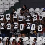 torcedores-do-palestino-fazem-protesto-contra-israel-durante-partida-e-sao-expulsos-de-estadio-no-paraguai-–-tv-cultura