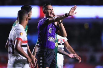 fpf-toma-decisao-polemica-sobre-audio-do-var-em-possivel-penalti-no-luciano-–-antenados-no-futebol