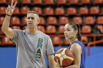 brasil-estreia-no-pre-olimpico-de-basquete-feminino-contra-a-australia-–-radios