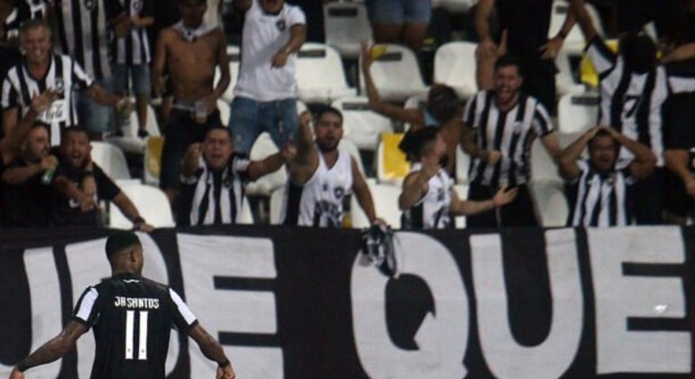 junior-santos-e-o-maior-artilheiro-do-botafogo-em-libertadores;-veja-quem-lidera-por-outros-clubes!-–-r7.com