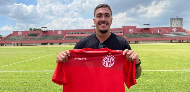 america-rj-anuncia-romarinho,-filho-de-romario,-presidente-do-clube-–-uol-esporte