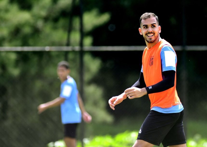 paulistao:-zagueiro-da-ponte-preta-celebra-convocacao-e-reforca-pensamento-de-vitoria-–-futebol-interior