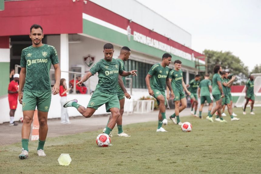 com-desfalques,-diniz-indica-provavel-fluminense-para-encarar-o-flamengo-–-netflu