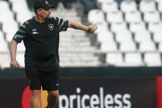 interino-do-botafogo,-fabio-matias-e-bem-avaliado-na-cbf-para-substituir-ramon-menezes-na-selecao-brasileira-–-fogaonet-–-fogaonet