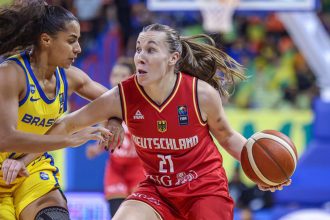 selecao-brasileira-se-esforca-ate-ultimo-quarto,-mas-perde-da-alemanha-neste-domingo,-11-de-fevereiro,-por-73-a-71-na-ultima-rodada-do-pre-olimpico-de-basquete-feminino-2024-em-belem,-no-para.-com-a-derrota,-pais-nao-assegura-uma-das-tres-vagas-di-–-olympics-em-portugues