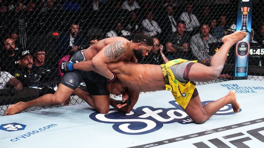 malhadinho-e-nocauteado-por-blaydes-no-ufc-299,-perde-no-mma-apos-15-lutas-e-se-afasta-de-disputa-por-cinturao-–-espncom.br