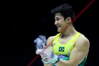 arthur-nory-conquista-a-medalha-de-prata-na-copa-do-mundo-de-ginastica-artistica-–-lance!-–-lance!