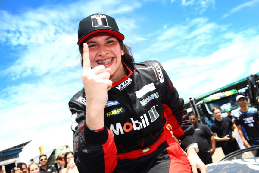 caio-castro-abandona-em-1o-e-antonella-bassani-vence-na-porsche-cup-–-globo.com