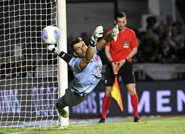 do-hospital-para-o-campo:-leo-jardim-pede-para-jogar-apos-filha-nascer-e-segura-vaga-do-vasco-–-globo