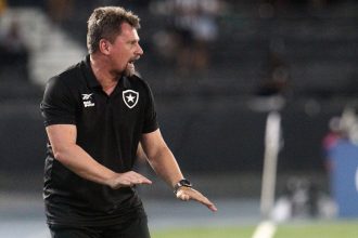 botafogo-volta-a-vencer-cinco-seguidas,-e-fabio-matias-se-aproxima-de-castro-–-o-dia