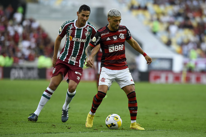 flamengo-x-fluminense:-narracao-maluca-viraliza-no-instagram-–-gavea-news