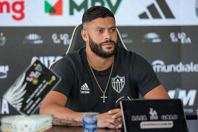 atletico:-hulk-explica-‘briga’-com-scarpa-e-seguira-sendo-‘chato’-com-o-colega-–-o-tempo