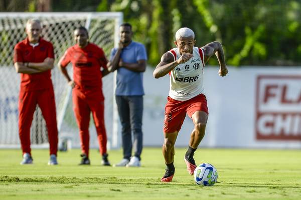 flamengo-monitora-caso,-e-wesley-seguira-a-disposicao-de-tite-durante-investigacao-policial-–-globo.com