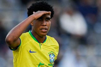 leo-jardim-e-o-primeiro-vascaino-convocado-para-a-selecao-brasileira-desde-andrey-santos-em-2023-–-netvasco