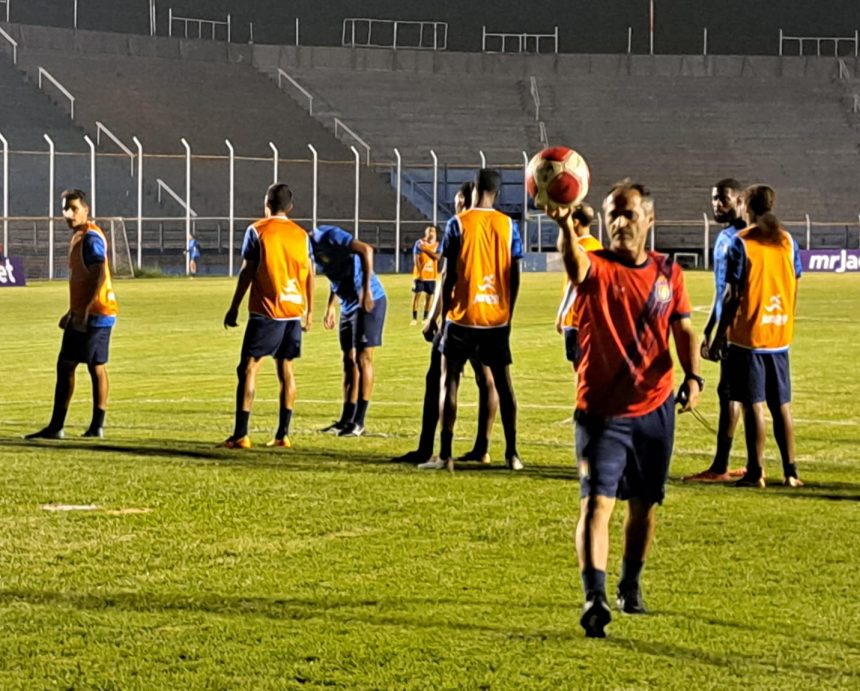 paulista-a3:-sao-caetano-fecha-preparacao-para-enfrentar-o-uniao-sao-joao-em-casa-–-futebol-interior