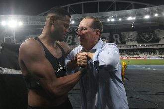 botafogo-busca-varrer-polemicas-de-textor-para-debaixo-do-tapete-com-vaga-na-libertadores-–-lance!-–-lance!