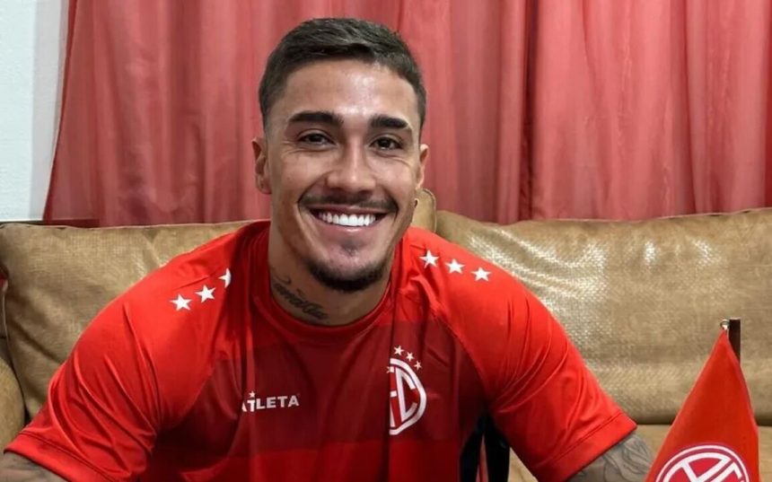 romario-anuncia-a-contratacao-do-proprio-filho-para-disputa-da-serie-a2-–-lance!