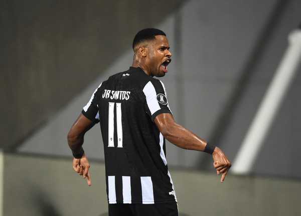 junior-santos-revela-papo-com-richarlison-apos-voleio-pelo-botafogo:-“lembrou-o-gol-da-copa”-–-globo