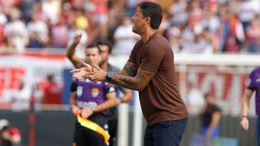 sao-paulo-‘na-beira-do-desastre’:-luis-fabiano-e-amoroso-analisam-fase-tricolor-e-apontam-problemas-para-carpini-–-espncom.br