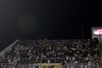 pm-de-sao-paulo-proibe-materiais-da-torcida-do-botafogo-e-causa-confusao-antes-de-jogo-contra-o-red-bull-–-fogaonet